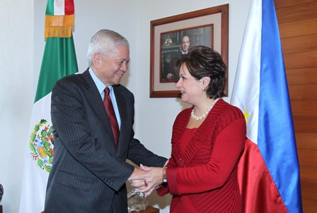 La Secretaria Patricia Espinosa sostuvo una reunión de trabajo con el Canciller de Filipinas