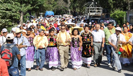 Santo Domingo Petapa apoya a Carol