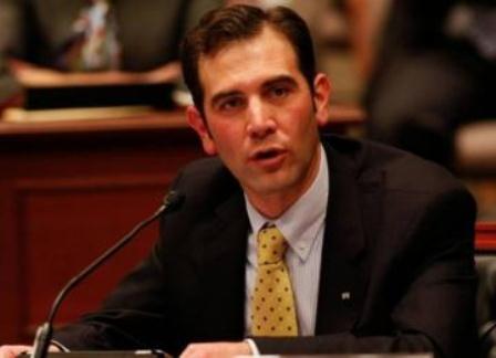 Consejero General del IFE, dictará conferencia en UABJO