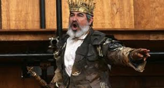 Este fin de semana, últimas funciones de Enrique IV en el zócalo capitalino del DF