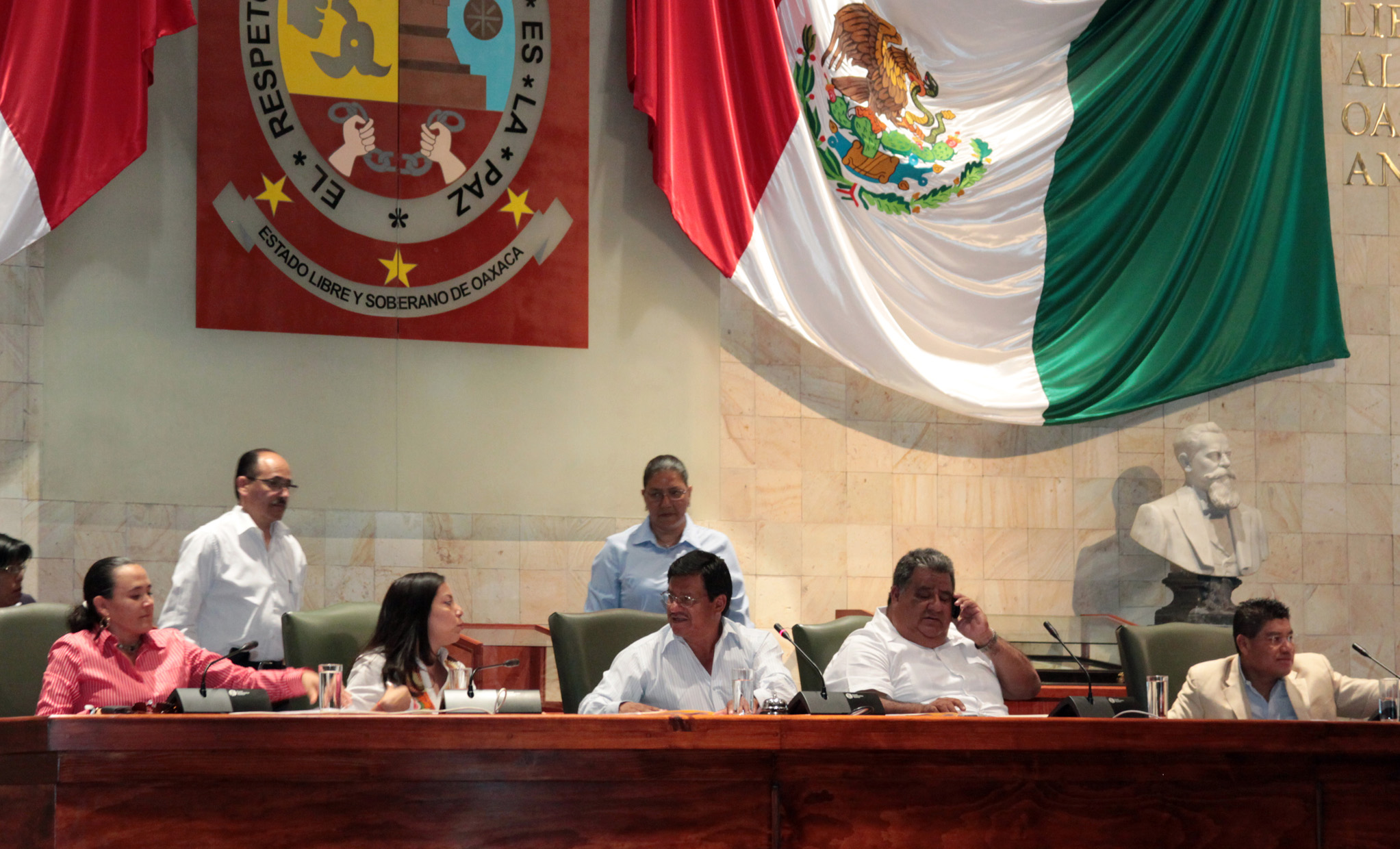 Propone diputado Mayrén crear la Ley de Cultura Cívica del Estado de Oaxaca