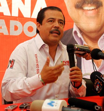 Usan electoralmente programas sociales: Pérez Magaña