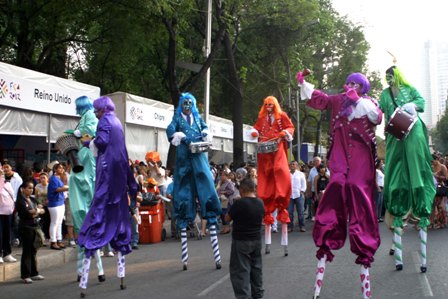 Celebra la Ciudad de México “La Noche de las Culturas Amigas”; participan 73 países