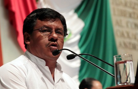 Exigen Diputados a Sección 22 no mezclar protestas con partidos y candidatos