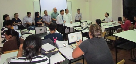 La universidad vive y se debe a los alumnos: Martínez Helmes