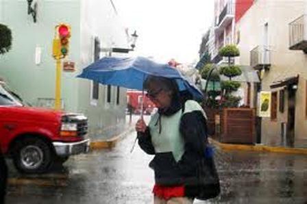 Nublado gran parte del día con lluvia ligera para este domingo en el DF