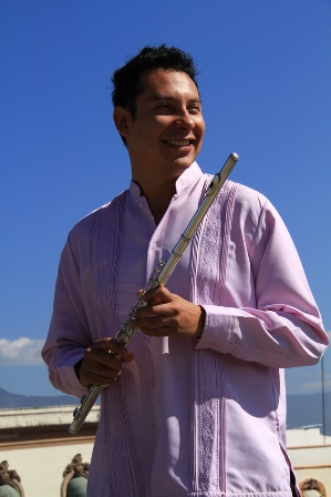 Presentará Andrick Arias concierto para flauta sola, en la Casa de la Cultura Oaxaqueña
