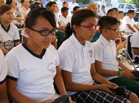 “Ver bien para aprender mejor”, entrega de lentes