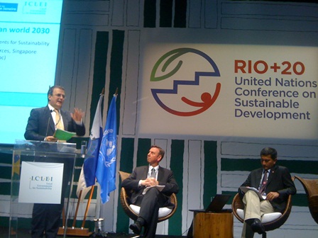 Participa Ebrard en conferencias de  Río + 20