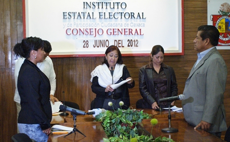 Instala IEEPCO comisión para la reconciliación entre las comunidades de Choápam