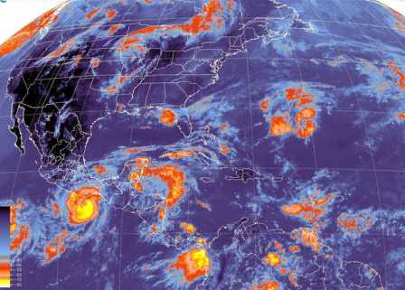 “Carlotta” próxima a convertirse en huracán categoría I frente a costas de Oaxaca