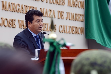 Pacto entre los tres poderes para tener justicia social: Mendoza