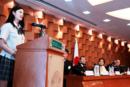 Niños japoneses de Soma afectados por el terremoto, tsunami y desastre nuclear del 2011; en México