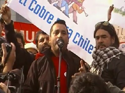 Trabajadores chilenos del cobre amenazan con movilización nacional