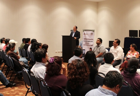 Moderniza Educación para Adultos a plazas comunitarias con equipos de cómputo