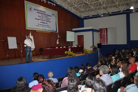 Imparten taller “Autocuidados psicoemocionales para personas que atienden a víctimas del delito y la violencia”
