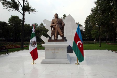 Rehabilitado Parque de la Amistad Ciudad de México-Azerbaiyán, en el Bosque de Chapultepec