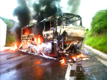 Tres elementos de la Policía Federal muertos, en los combates del viernes en Michoacán