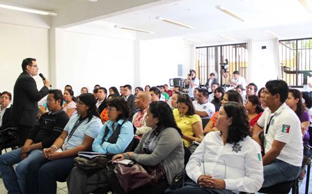 Capacitan a trabajadores