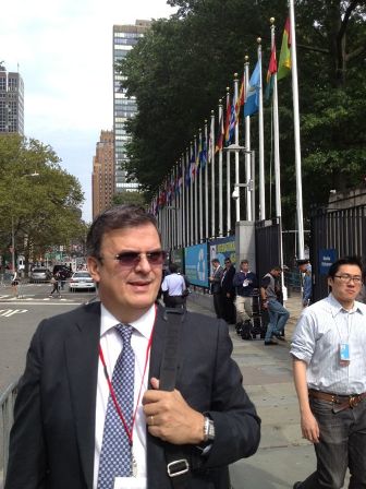 Desigualdad y retroceso en derechos de los trabajadores con reforma laboral: Ebrard Casaubon