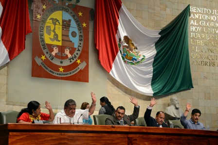 Exige Diputación Permanente al Ejecutivo respetar derechos de trabajadores