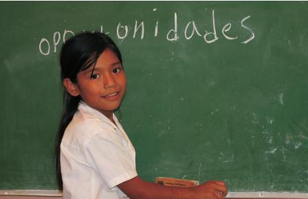 Beneficiados dos y medio millones de niños con el apoyo infantil Vivir Mejor