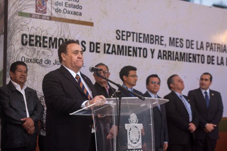 Aniversario de la Independencia, oportunidad para reforzar combate a la pobreza y marginación: JMA