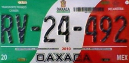 Costó más de 15 millones de pesos fabricación de placas vehiculares en Oaxaca