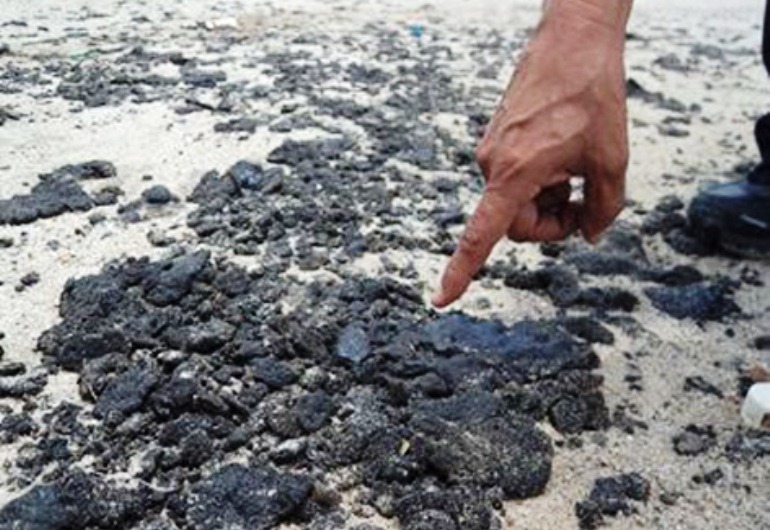 Exigen diputados del PAN a PEMEX indemnice por derrame en el istmo / Felipe Barrera Jaramillo