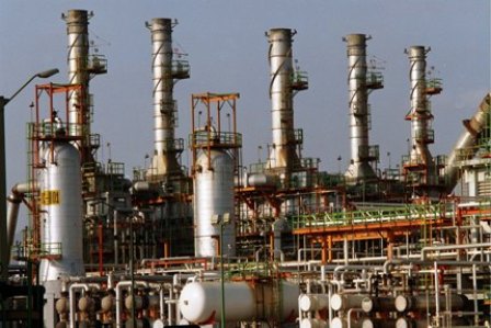 Deja seis trabajadores lesionados explosión en la Refinería “Antonio Dovalí Jaime”, en Salina Cruz