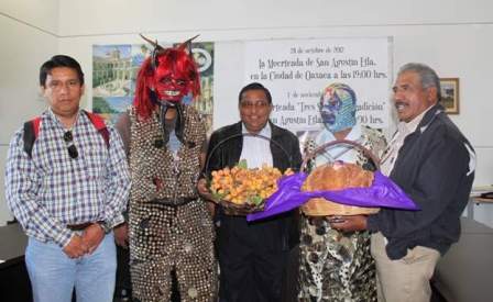 Representará San Agustín Etla tradicional “Muerteada” en la capital oaxaqueña