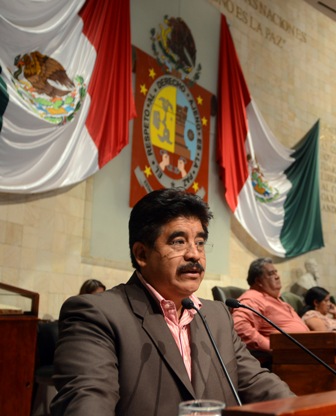 Pide diputado Vargas a Ejecutivo de Oaxaca convoque a elección de magistrado