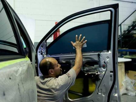 Desmitifican usos y limitaciones de vehículos blindados; cumplirá AMBA 13 años de existencia