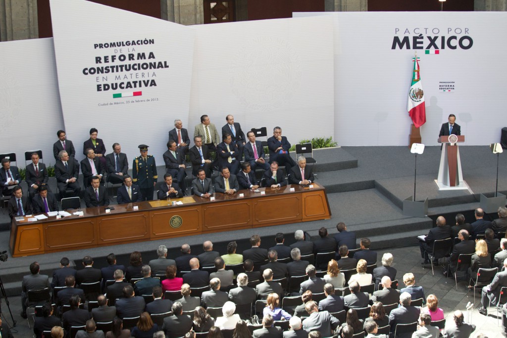 AGRAVIAN LOS MONOPOLIOS EN MÉXICO