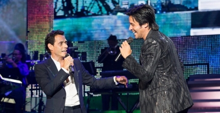 Celebran Día del Amor y la Amistad con concierto masivo de Chayanne y Marc Anthony en el Zócalo del DF