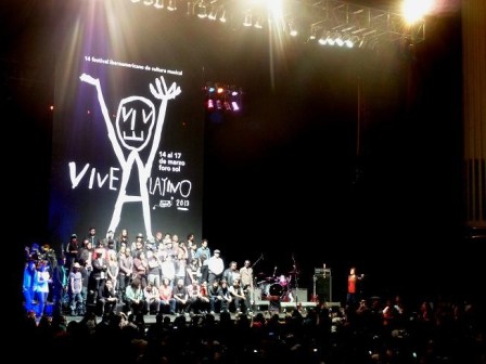 Ofrecerán RTP e Injuve DF transporte seguro al concluir festival “Vive latino 2013”