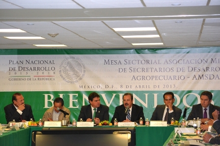 Proponen acciones para rescatar la productividad del campo en zonas urbanas