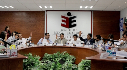 Ordenan retiro inmediato de propaganda electoral de priista Javier Villacaña, en Oaxaca