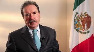 Privilegiar la política para no alterar la convivencia social: senador Emilio Gamboa