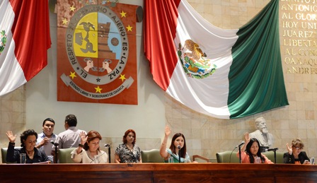 Aprobación de siete leyes importantes en Oaxaca, reflejo de un Congreso plural: López Jarquín