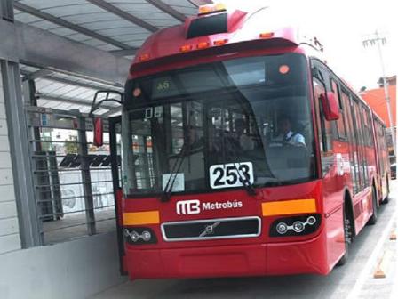 Pretenden una red de transporte público de alta capacidad con expansión del Metrobús en el DF