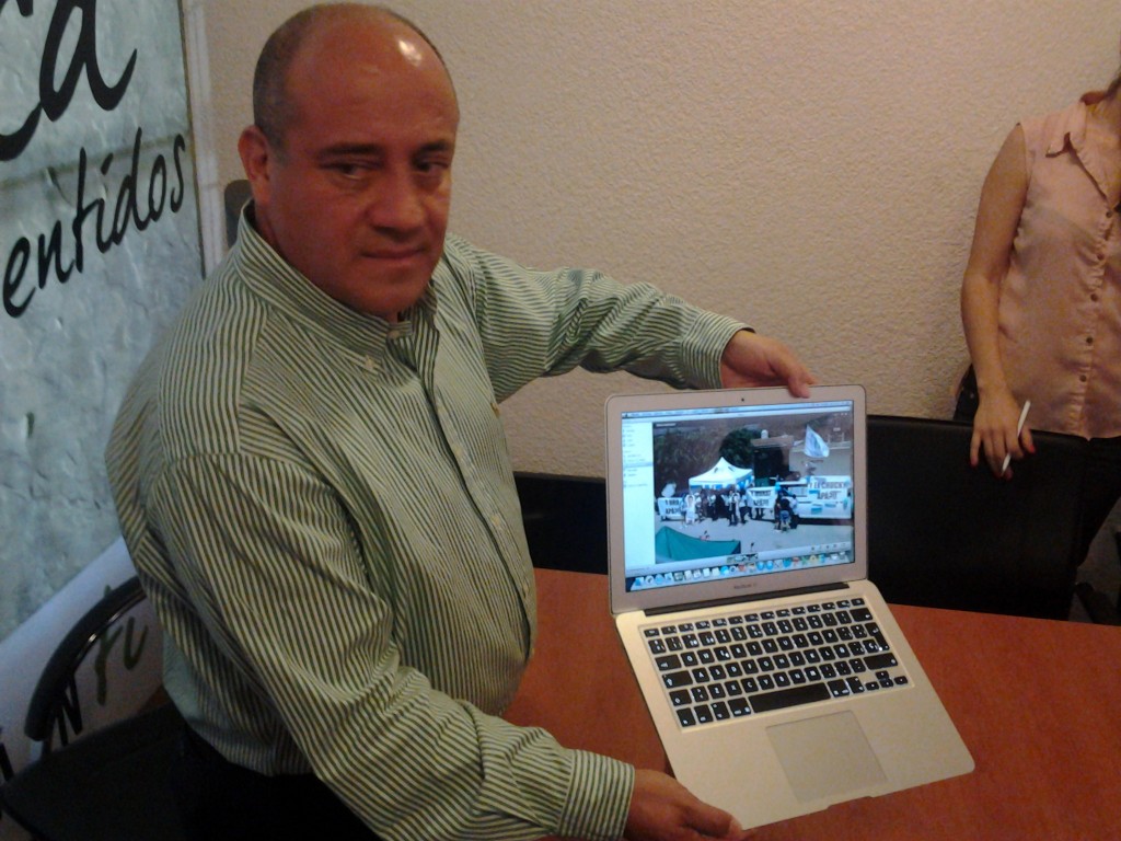 Angel Villareal, deslindó a candidato de las “actas” encontradas