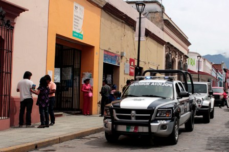 Detenidas 12 personas por faltas administrativas durante jornada electoral en la ciudad de Oaxaca
