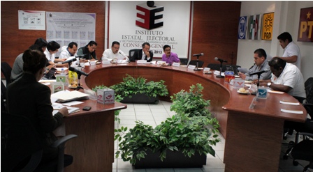 Acuerdan sustitución de candidatos en cumplimiento a la cuota de género, en Oaxaca