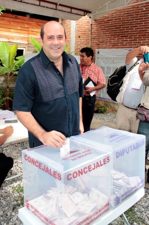 Jornada electoral en calma en municipio de Oaxaca de Juárez: Ugartechea Begué