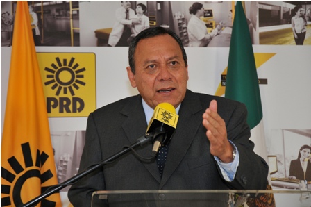 Con nacionalismo, el PRD defenderá soberanía de PEMEX y CFE: Zambrano Grijalva