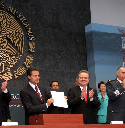 PEMEX y CFE, no se venden, ni se privatizan:EPN