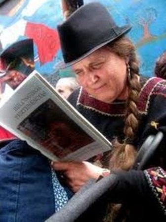 Ámbar Past, la poeta con alma chiapaneca hablará de los libros prehispánicos en México, en la #FUL2013