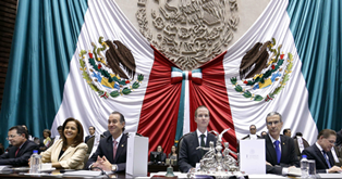 Cámara aprueba Ley General del Servicio Profesional Docente