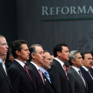 Plantea Peña Nieto una reforma fiscal sin IVA a los alimentos y medicinas
